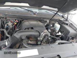 2007 Chevrolet Suburban LS with VIN 1GNFC16J97R179742, listed as a IAAI auction lot 42223885 with 182,718 mi miles and . Bid and sale history available at DreamBid. Image 10.