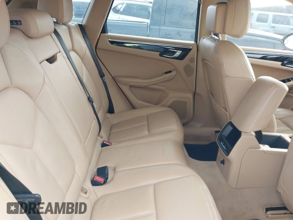 2015 Porsche Macan S with VIN WP1AB2A50FLB60518, listed as a IAAI auction lot 41797095 with 74,294 mi miles. Bid and sale history available at carsss.com. Image 8.