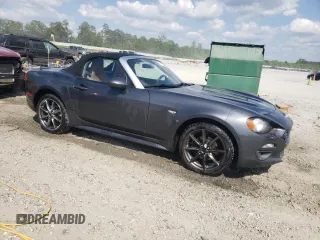 2017 FIAT 124 Spider Elaborazione Abarth z VIN JC1NFAEK7H0105552, wystawiony jako Copart lot #56194464 z przebiegiem 64 001 mil mil oraz Szkody całkowita. Historia ofert i sprzedaży dostępna na DreamBid. Obrazek 4.