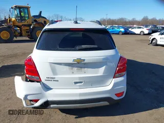 2022 Chevrolet Trax LT with VIN KL7CJPSM1NB548083, listed as a IAAI auction lot 41453666 with 78,721 mi miles. Bid and sale history available at carsss.com. Image 16.