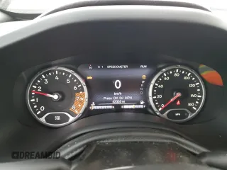 2020 Jeep Renegade Trailhawk z VIN ZACNJBC19LPL42478, wystawiony jako Copart lot #55299935 z przebiegiem 42 355 mil mil oraz Szkoda całkowita • Salvage title. Historia ofert i sprzedaży dostępna na DreamBid. Obrazek 9.