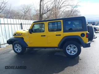 2021 Jeep Wrangler Unlimited Sport S with VIN 1C4HJXDG7MW769209, listed as a IAAI auction lot 41489629 with 37,782 mi miles. Bid and sale history available at carsss.com. Image 14.