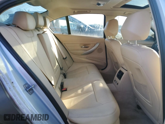 2013 BMW 3 Series 328i xDrive with VIN WBA3B5C55DF592085, listed as a Copart auction lot 82397564 with 98,545 mi miles and Clean title. Bid and sale history available at DreamBid. Image 10.