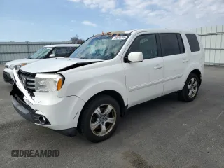 2013 Honda Pilot EX-L with VIN 5FNYF4H57DB074855, listed as a Copart auction lot 48559755 with 201,798 mi miles and Clean Title. Bid and sale history available at carsss.com. Image 1.