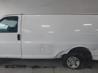 2013 Chevrolet Express Cargo z VIN 1GCWGFBA8D1101785, wystawiony jako IAAI lot #42617920 z przebiegiem 164 366 mil mil oraz . Historia ofert i sprzedaży dostępna na DreamBid. Obrazek 14.