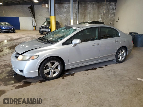 2011 Honda Civic LX-S z VIN 2HGFA1F68BH528264, wystawiony jako Copart lot #54105425 z przebiegiem 184 096 mil mil oraz Szkoda całkowita • Salvage title. Historia ofert i sprzedaży dostępna na DreamBid. Obrazek 1.