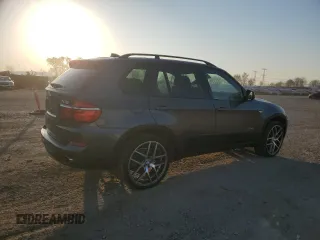 2013 BMW X5 xDrive35i z VIN 5UXZV4C54D0B06711, wystawiony jako Copart lot #48958535 z przebiegiem 201 650 mil mil oraz Czysty tytuł • Clean title. Historia ofert i sprzedaży dostępna na DreamBid. Obrazek 3.