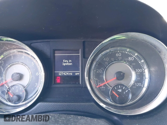 2014 Chrysler Town & Country Touring with VIN 2C4RC1BG5ER365110, listed as a IAAI auction lot 42138323 with 127,424 mi miles. Bid and sale history available at carsss.com. Image 7.