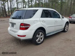 2010 Mercedes-Benz M-Class ML 350 with VIN 4JGBB5GB7AA616910, listed as a IAAI auction lot 41948828 with 131,196 mi miles. Bid and sale history available at carsss.com. Image 4.