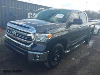 2017 Toyota Tundra 2WD SR5 with VIN 5TFEM5F18HX115276, listed as a IAAI auction lot 41782916 with 116,262 mi miles. Bid and sale history available at carsss.com. Image 17.