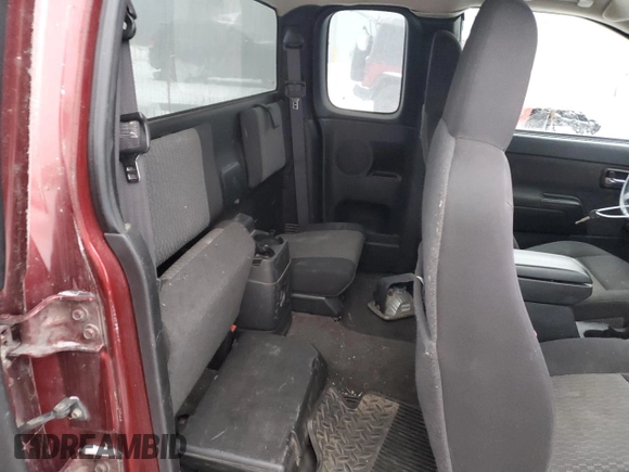 2010 GMC Canyon z VIN 1GTKTFDE5A8123398, wystawiony jako Copart lot #88504215 z przebiegiem 199 472 mil mil oraz Szkoda całkowita • Salvage title. Historia ofert i sprzedaży dostępna na DreamBid. Obrazek 10.