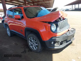 2017 Jeep Renegade Latitude z VIN ZACCJBBB5HPE78859, wystawiony jako IAAI lot #42206353 z przebiegiem 93 613 mil mil oraz . Historia ofert i sprzedaży dostępna na DreamBid. Obrazek 1.