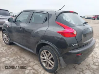 2013 Nissan Juke SV with VIN JN8AF5MR4DT202647, listed as a IAAI auction lot 42200661 with 145,152 mi miles. Bid and sale history available at carsss.com. Image 3.
