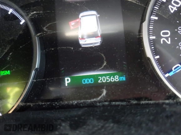 2019 Toyota RAV4 Hybrid XLE with VIN 2T3RWRFV0KW027727, listed as a IAAI auction lot 41881450 with 20,568 mi miles. Bid and sale history available at carsss.com. Image 15.