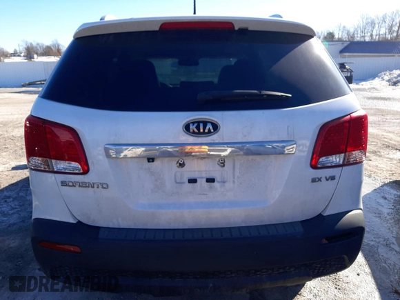 2012 Kia Sorento EX with VIN 5XYKUDA26CG302850, listed as a Copart auction lot 42673165 with 268,069 mi miles and Salvage Title. Bid and sale history available at carsss.com. Image 6.