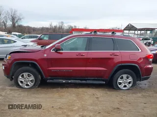 2017 Jeep Grand Cherokee Laredo with VIN 1C4RJFAG1HC844965, listed as a IAAI auction lot 41606739 with 82,144 mi miles. Bid and sale history available at carsss.com. Image 15.