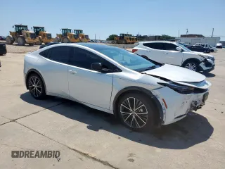 2024 Toyota Prius LE z VIN JTDACAAUXR3022411, wystawiony jako Copart lot #58263865 z przebiegiem 12 783 mil mil oraz Szkoda całkowita • Salvage title. Historia ofert i sprzedaży dostępna na DreamBid. Obrazek 4.