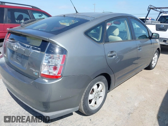 2004 Toyota Prius with VIN JTDKB20U840110110, listed as a IAAI auction lot 42101277 with 1 mi miles. Bid and sale history available at carsss.com. Image 4.