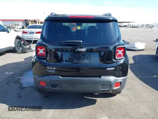 2017 Jeep Renegade Latitude z VIN ZACCJBBB6HPG55080, wystawiony jako IAAI lot #42179742 z przebiegiem 59 620 mil mil oraz . Historia ofert i sprzedaży dostępna na DreamBid. Obrazek 16.