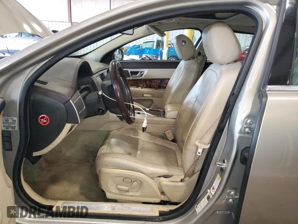 2011 Jaguar XF with VIN SAJWA0FB5BLR85673, listed as a Copart auction lot 51808035 with 186,541 mi miles and Salvage Title. Bid and sale history available at carsss.com. Image 7.