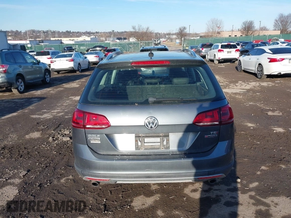 2017 Volkswagen Golf S с VIN 3VWH17AU3HM514845, выставлен на аукционе IAAI как лот 41590834 с пробегом 84 954 миль миль и . История ставок и продаж доступна на DreamBid. Изображение 16.