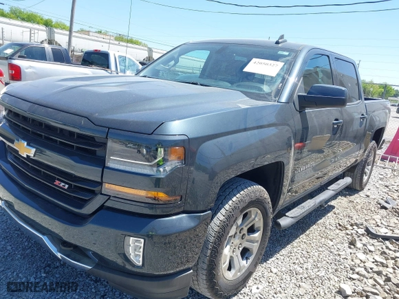 2017 Chevrolet Silverado 1500 LT with VIN 3GCUKREC3HG462501, listed as a IAAI auction lot 42050327 with 183,688 mi miles. Bid and sale history available at carsss.com. Image 17.
