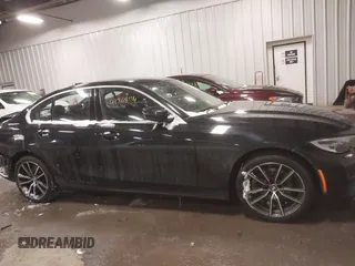 2019 BMW 3 Series 330i xDrive with VIN WBA5R7C56KAJ86102, listed as a IAAI auction lot 41368114 with 89,723 mi miles. Bid and sale history available at carsss.com. Image 14.