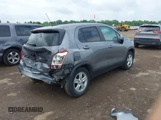 2020 Chevrolet Trax LS with VIN 3GNCJKSB3LL154785, listed as a IAAI auction lot 42523242 with 31,038 mi miles and . Bid and sale history available at DreamBid. Image 4.