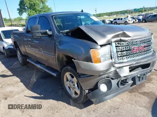 2013 GMC Sierra 2500HD Denali with VIN 1GT125EG5DF180354, listed as a IAAI auction lot 42370349 with 131,211 mi miles and . Bid and sale history available at DreamBid. Image 1.