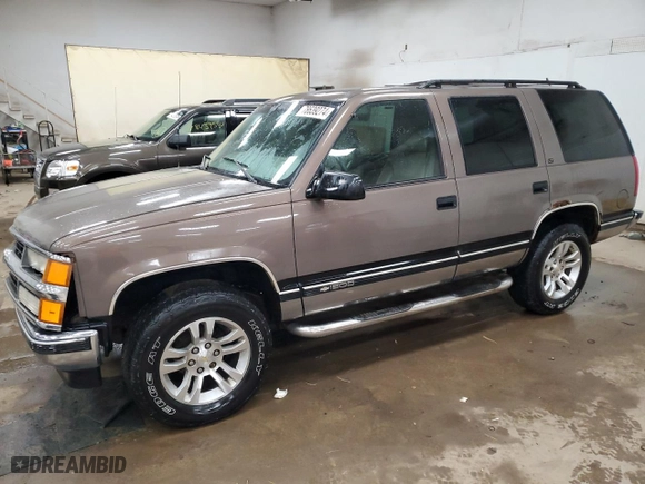 1997 Chevrolet Tahoe with VIN 1GNEK13R5VJ423133, listed as a Copart auction lot 78639274 with 223,514 mi miles and Clean Title. Bid and sale history available at carsss.com. Image 1.