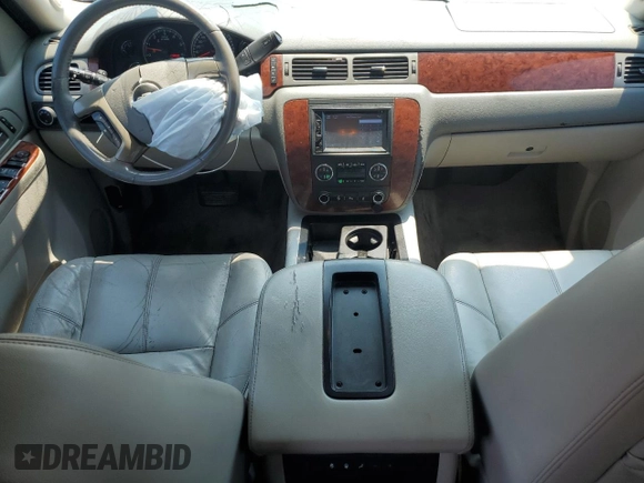 2012 Chevrolet Suburban LT z VIN 1GNSCJE09CR219299, wystawiony jako Copart lot #59689884 z przebiegiem 223 294 mil mil oraz Czysty tytuł • Clean title. Historia ofert i sprzedaży dostępna na DreamBid. Obrazek 8.