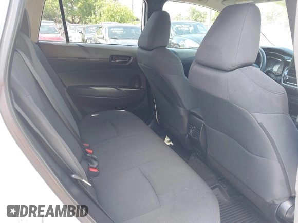 2024 Toyota Corolla Cross LE with VIN 7MUCAAAG1RV084549, listed as a IAAI auction lot 42582648 with 17,301 mi miles and . Bid and sale history available at DreamBid. Image 8.
