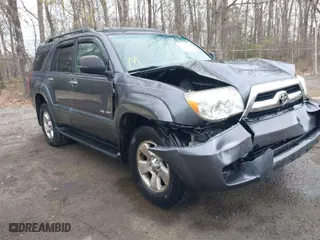 2007 Toyota 4Runner SR5 with VIN JTEBU14R278100538, listed as a IAAI auction lot 41943213 with 208,206 mi miles. Bid and sale history available at carsss.com. Image 1.