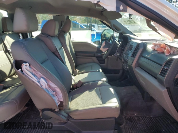 2019 Ford F-250 XL z VIN 1FT7X2A69KEC73615, wystawiony jako Copart lot #81683574 z przebiegiem 125 534 mil mil oraz Szkoda całkowita • Salvage title. Historia ofert i sprzedaży dostępna na DreamBid. Obrazek 5.