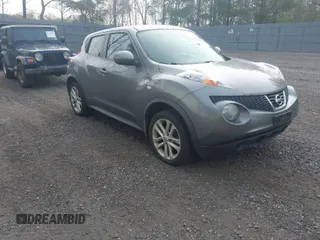 2013 Nissan Juke SL with VIN JN8AF5MV6DT221746, listed as a IAAI auction lot 42100600 with 209,542 mi miles. Bid and sale history available at carsss.com. Image 1.