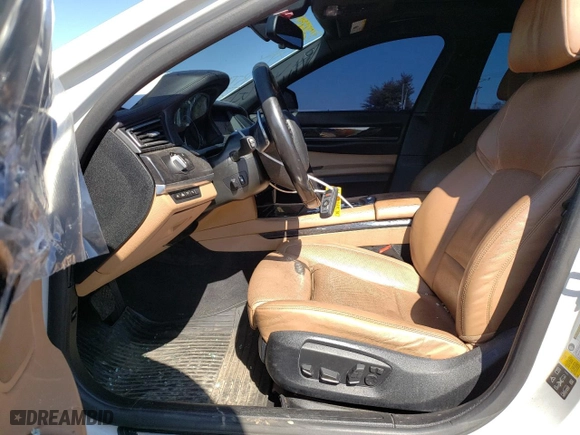 2015 BMW 7 Series 750Li xDrive with VIN WBAYF8C52FG245595, listed as a Copart auction lot 46664364 with 142,984 mi miles. Bid and sale history available at carsss.com. Image 7.