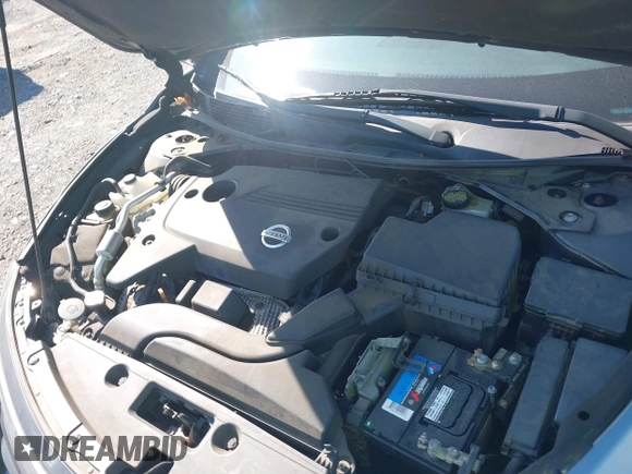 2015 Nissan Altima 2.5 S with VIN 1N4AL3AP8FC270356, listed as a IAAI auction lot 42135280 with 135,373 mi miles. Bid and sale history available at carsss.com. Image 10.