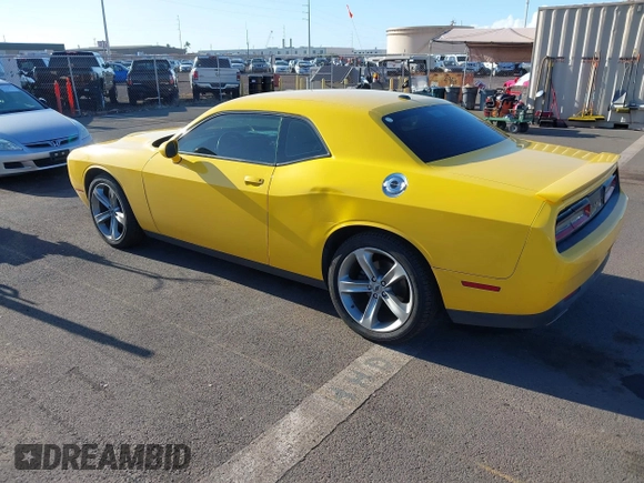 2017 Dodge Challenger SXT z VIN 2C3CDZAG3HH501610, wystawiony jako IAAI lot #42163027 z przebiegiem 66 464 mil mil oraz . Historia ofert i sprzedaży dostępna na DreamBid. Obrazek 3.
