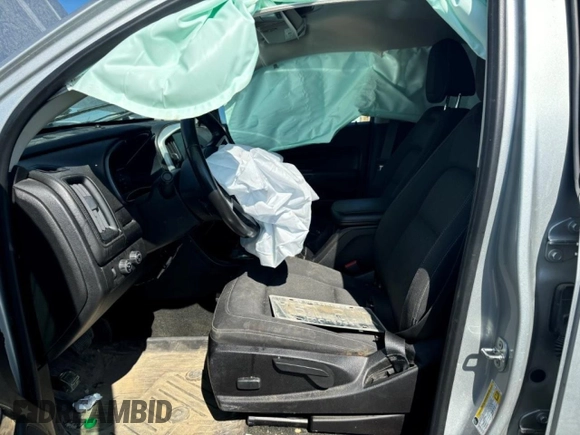 2017 GMC Canyon 4WD SLE z VIN 1GTG6CEN4H1192497, wystawiony jako Copart lot #50968085 z przebiegiem Nie podano mil oraz Szkoda całkowita • Salvage title. Historia ofert i sprzedaży dostępna na DreamBid. Obrazek 7.