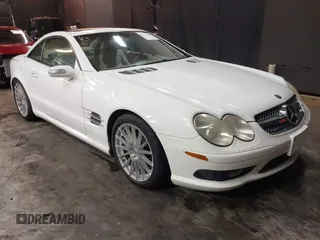 2004 Mercedes-Benz SL 500 z VIN WDBSK75F74F072792, wystawiony jako IAAI lot #42415790 z przebiegiem 66 100 mil mil oraz . Historia ofert i sprzedaży dostępna na DreamBid. Obrazek 1.