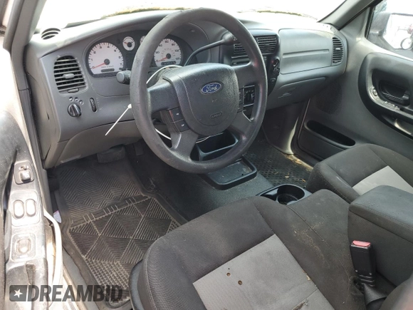 2006 Ford Ranger STX z VIN 1FTYR44U76PA03152, wystawiony jako Copart lot #57479265 z przebiegiem Nie podano mil oraz Czysty tytuł • Clean title. Historia ofert i sprzedaży dostępna na DreamBid. Obrazek 8.