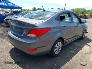 2017 Hyundai Accent SE z VIN KMHCT4AE9HU286727, wystawiony jako IAAI lot #42240306 z przebiegiem 35 810 mil mil oraz . Historia ofert i sprzedaży dostępna na DreamBid. Obrazek 4.