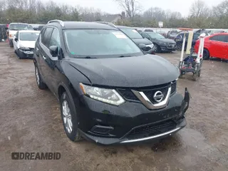 2016 Nissan Rogue SV with VIN KNMAT2MV0GP736497, listed as a IAAI auction lot 41726100 with 151,339 mi miles. Bid and sale history available at carsss.com. Image 1.