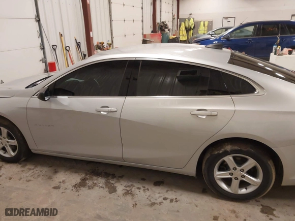 2020 Chevrolet Malibu LS with VIN 1G1ZC5STXLF027297, listed as a IAAI auction lot 41762273 with 104,177 mi miles. Bid and sale history available at carsss.com. Image 14.