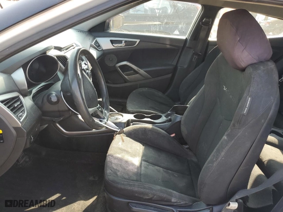 2014 Hyundai Veloster with VIN KMHTC6AD3EU182927, listed as a Copart auction lot 71044954 with 174,222 mi miles and Salvage Title. Bid and sale history available at carsss.com. Image 7.