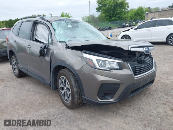 2020 Subaru Forester Premium with VIN JF2SKAJC2LH608689, listed as a IAAI auction lot 42251401 with 32,501 mi miles and . Bid and sale history available at DreamBid. Image 1.
