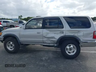 1997 Toyota 4Runner SR5 с VIN JT3GN86R3V0047135, выставлен на аукционе IAAI как лот 41092819 с пробегом 264 795 миль миль и . История ставок и продаж доступна на DreamBid. Изображение 6.