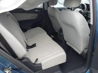2019 Volkswagen Tiguan S with VIN 3VV1B7AX6KM075919, listed as a IAAI auction lot 41390124 with 42,745 mi miles. Bid and sale history available at carsss.com. Image 8.