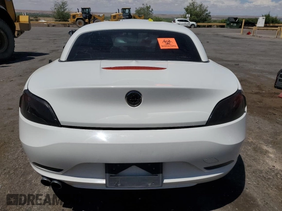 2011 BMW Z4 sDrive30i с VIN WBALM5C53BE380136, выставлен на аукционе Copart как лот 51761605 с пробегом 145 367 миль миль и Списание • Salvage title. История ставок и продаж доступна на DreamBid. Изображение 6.