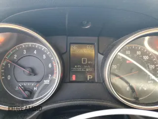 2013 Jeep Grand Cherokee Overland with VIN 1C4RJECT7DC588233, listed as a Copart auction lot 52672605 with 231,329 mi miles and Salvage Title. Bid and sale history available at carsss.com. Image 9.